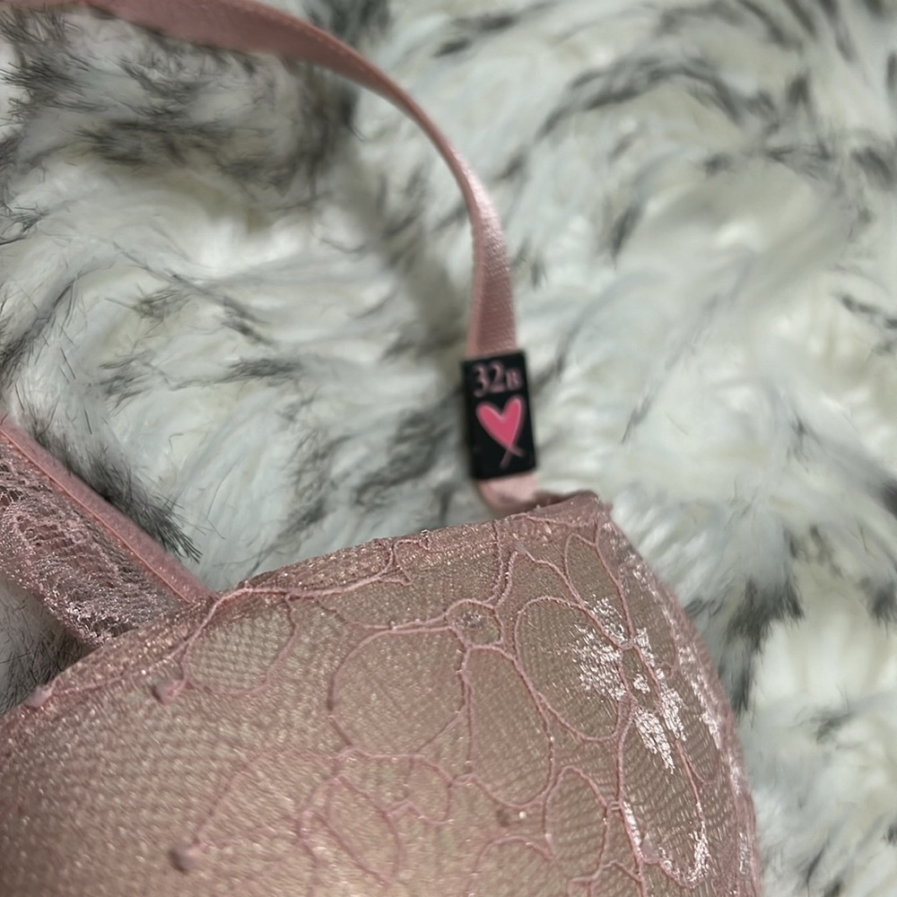 NWT Victoria’s Secret Very Sexy Push Up Racer Back Nude Lace Bra 32B - Picture 7 of 8